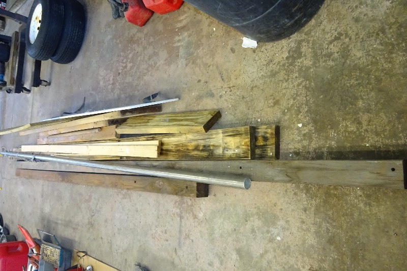 lot 9 image: Misc. wood and pipe