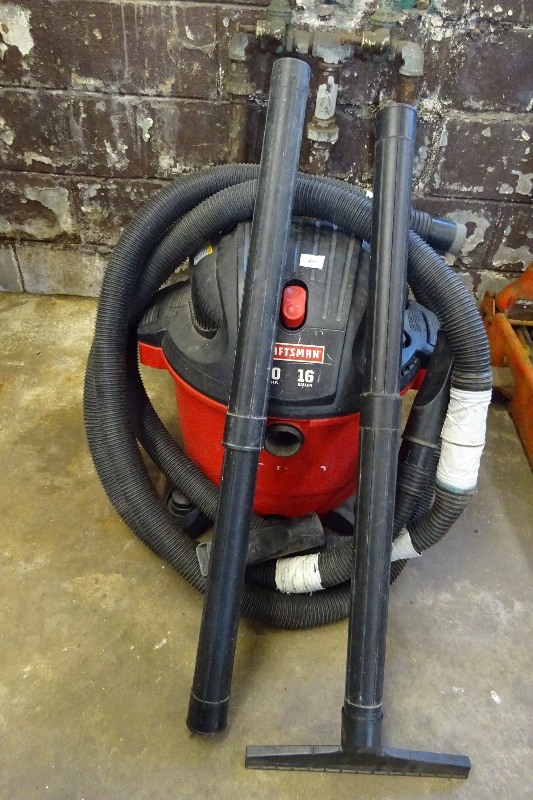 lot 26 image: Craftsman 6.0 ho 16 gallon wetdry