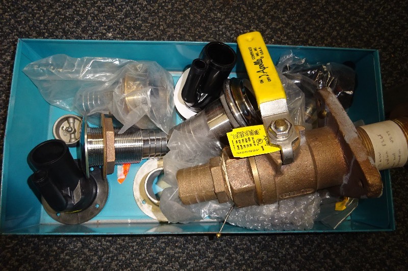 lot 108 image: Misc. aluminum thru hull and gas caps and brass thru hall