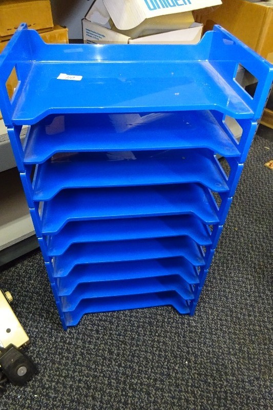 lot 110 image: Plastic 9 shelf