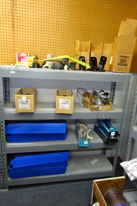 lot 141 image: Metal shelf