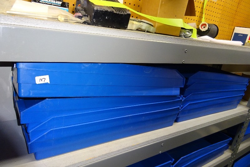 lot 147 image: Lot of plastic parts bins