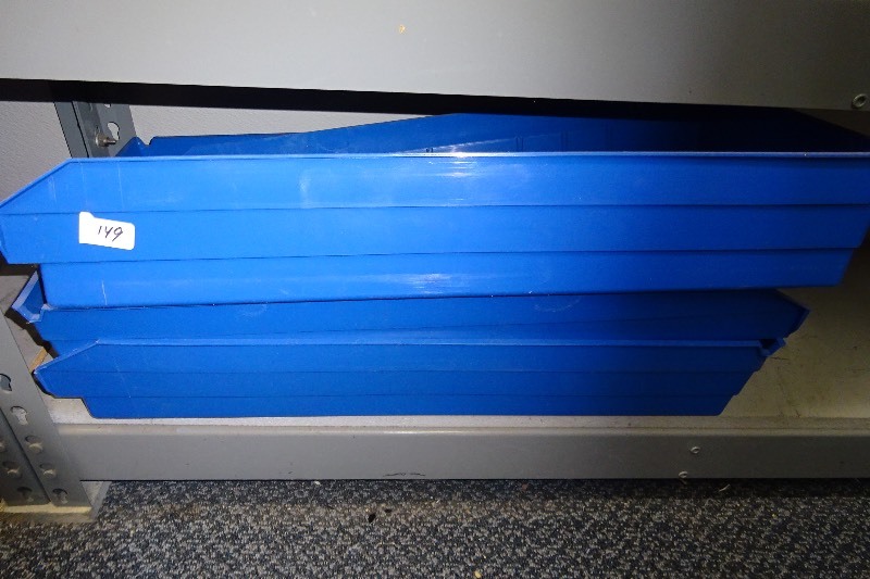 lot 149 image: Lot of plastic parts bins