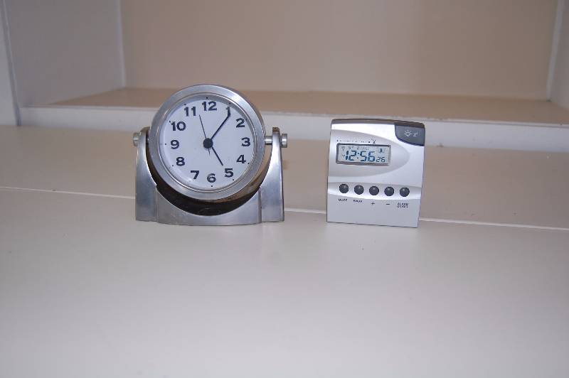 lot 14 image: Clocks