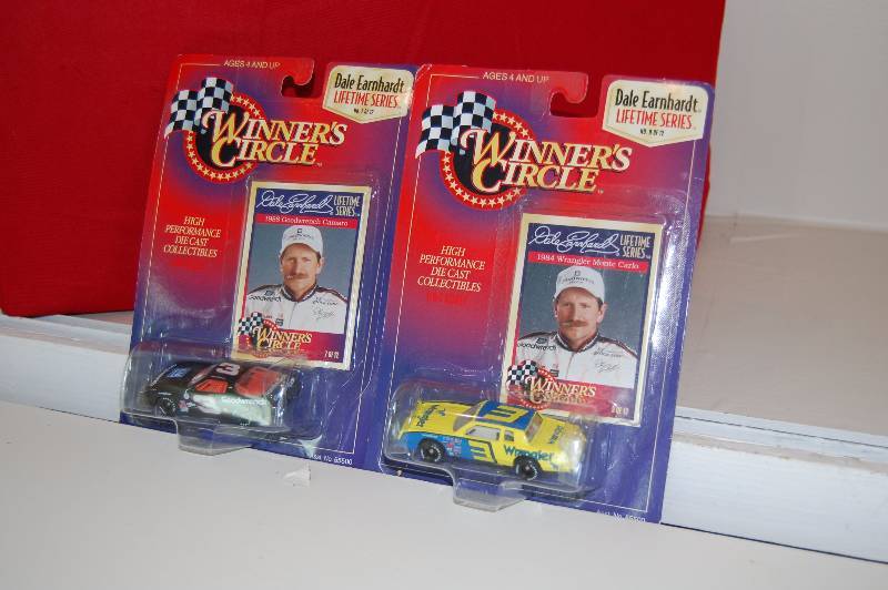 lot 21 image: Dale Earnhardt Collectable Cars