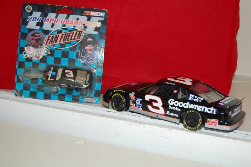 lot 36 image: Dale Earnhardt Collectable Car and Fishing Lure