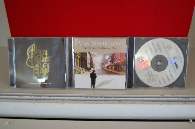 lot 58 image: Lot of 3 CDs