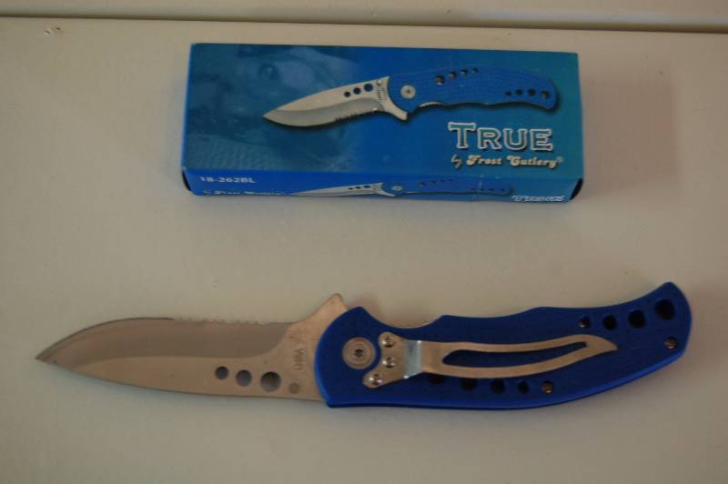 lot 80 image: Folding Knife