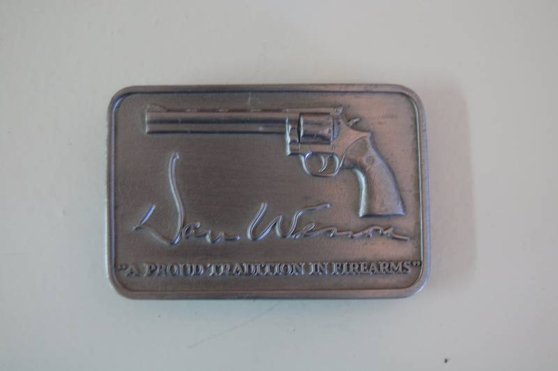 lot 90 image: Dan Wesson Belt Buckle