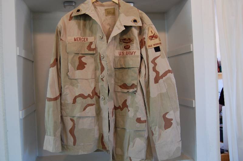 lot 113 image: Camo Army Style Jacket