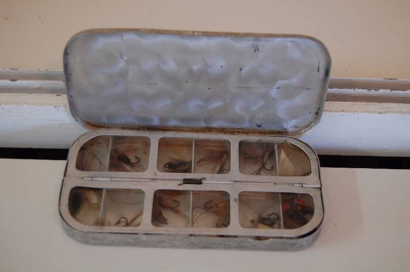 lot 126 image: Lot of Fly Fishing Lures in Case