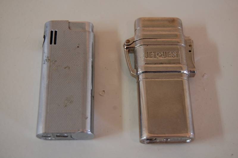 lot 134 image: Vintage Pipe Lighter