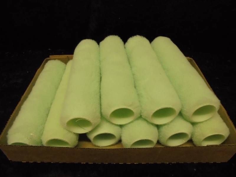 lot 25 image: Paint Rollers - Green