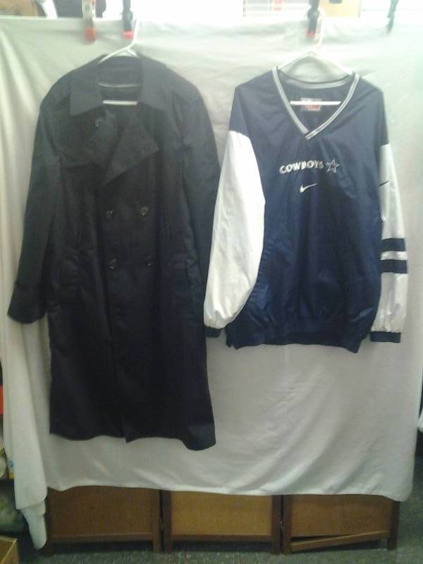 Mens Windbreaker Size XL, Mens Overcoat Size 38R