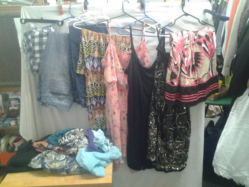 Large Lot Of Plus Size Clothing Misses 18,20,22,2X