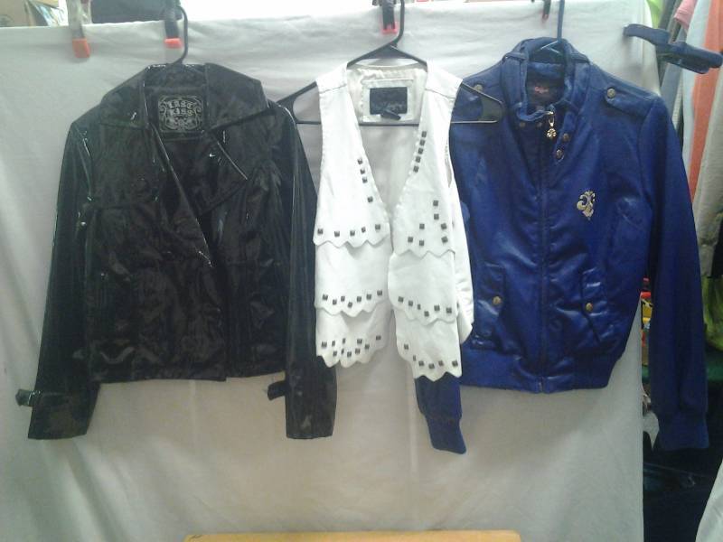 3-Junior Jackets & Vest Size Medium