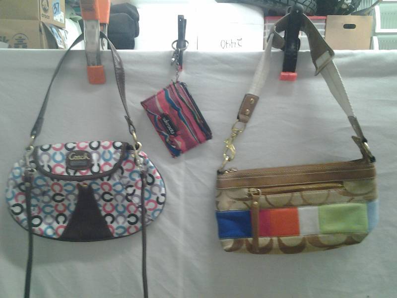 2 Coach Knock-Off, 1-Sak Coin Purse