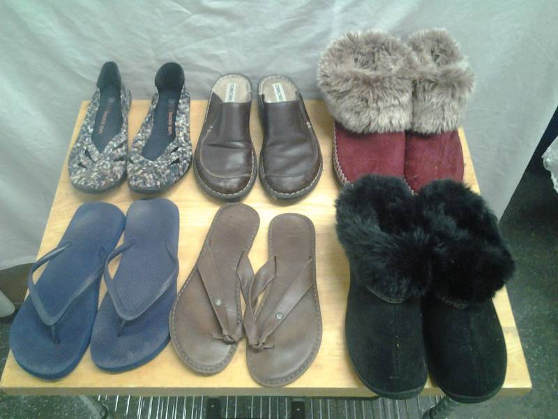 Womens Shoes Size 7-8