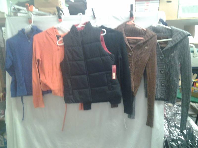 Sweaters & Vest Size Medium