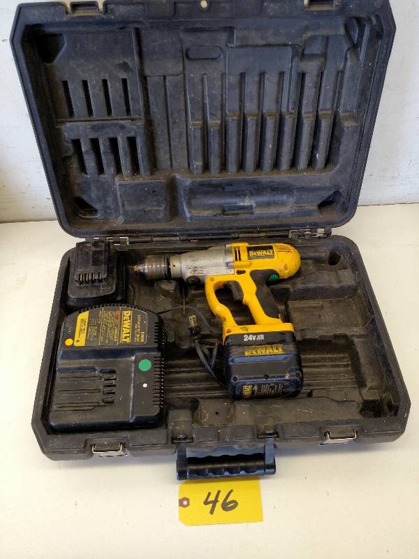 lot 46 image: Dewalt DW006 12 Hammer Drill, Dea...