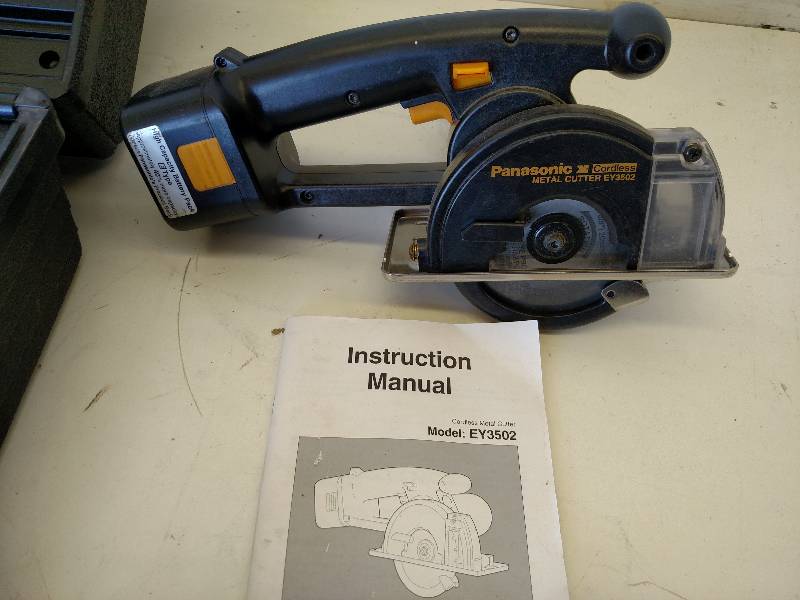 lot 48 image: Panasonic EY3502 12v Cordless Metal...