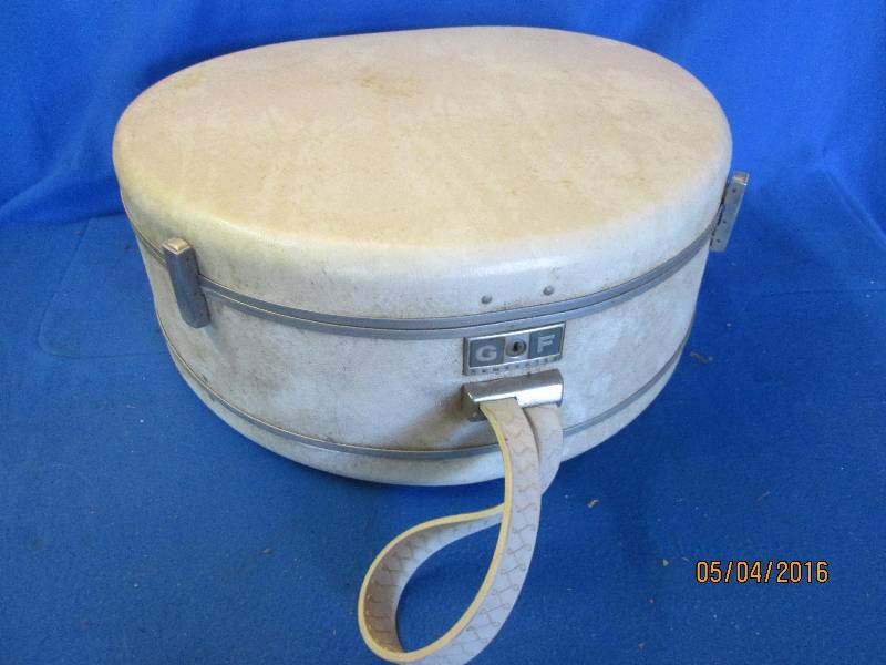 Vintage Samsonite case...