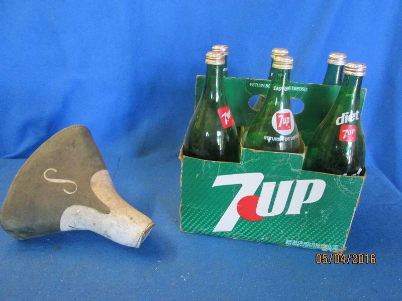Vintage Schwinn bicycle seat and 7 ...