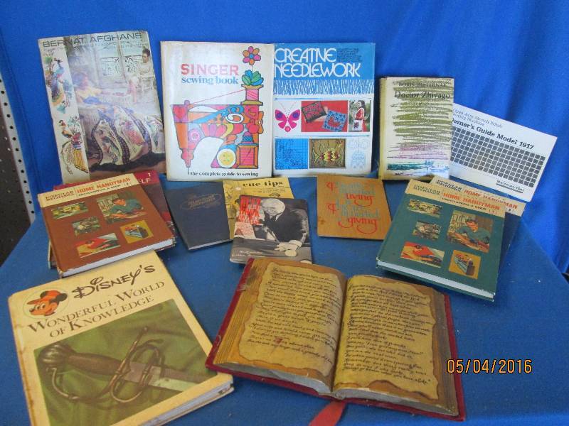 Lot of patterns and Singer Sewing...