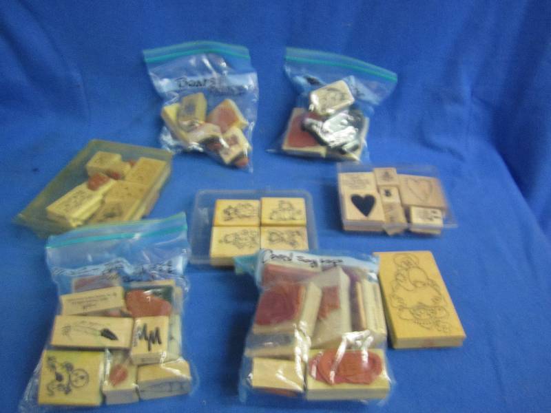 Lot of rubber stamps, animals, prop...