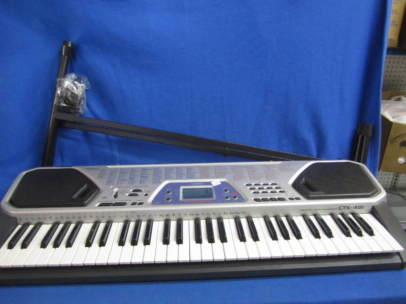 Casio CTK-481 keyboard with  and po...