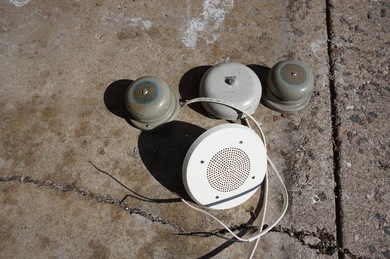 lot 27 image: Lot of - 2 Outdoor Alarm Bells With Speaker
