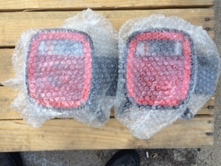 lot 15 image: Set of 2 - Signal Star Brand Utility Trailer Tail Lights