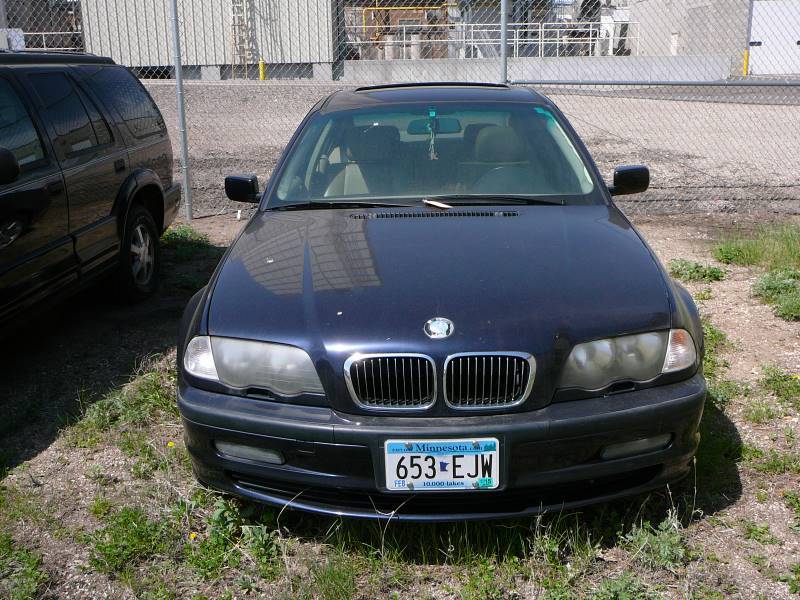 2001 BMW 325XI