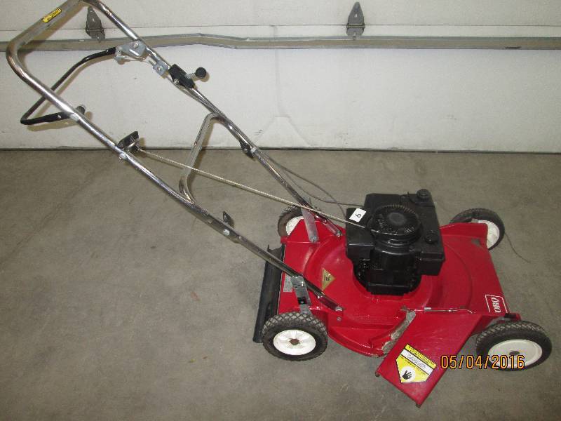 Toro 5HP Push Mower, Runs & Operate...