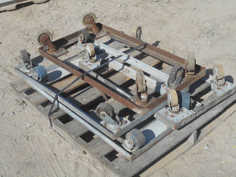 lot 13 image: (4) 2237 Industrial Caster Carts ...