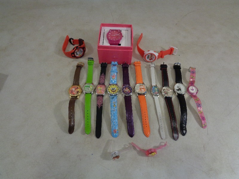 lot 13 image: Assorted Watches