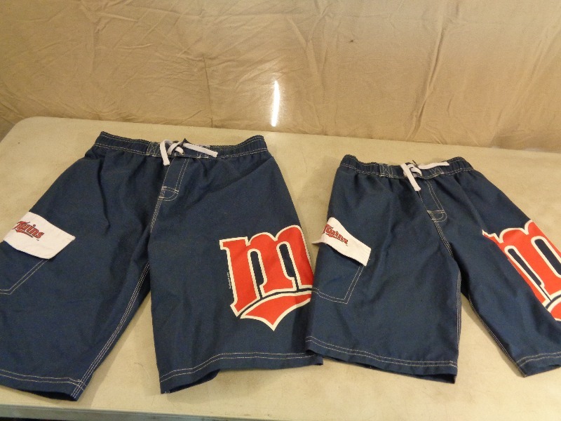 lot 62 image: Minnesota Twins Swim Trunks
