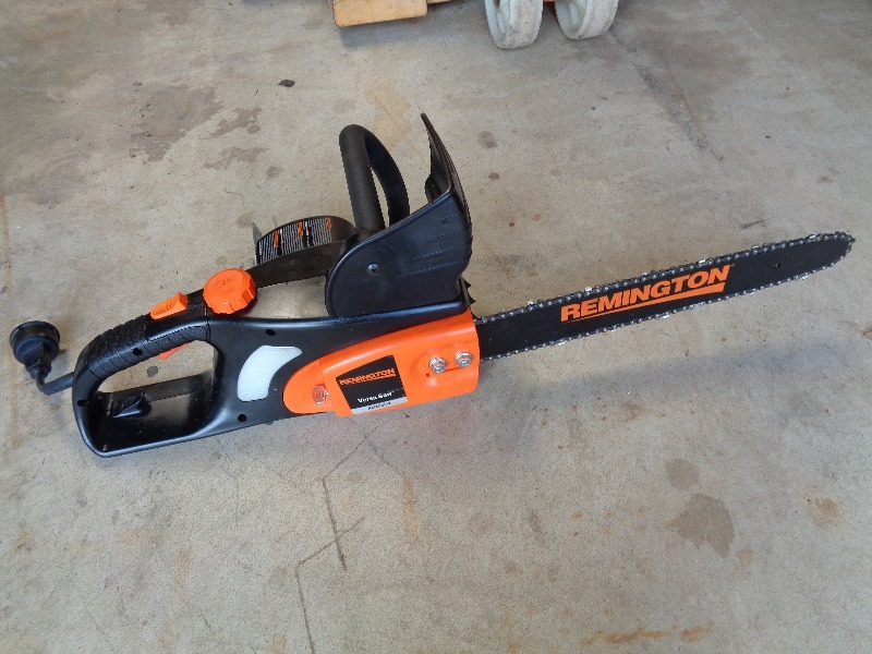 lot 91 image: Remington Electric Chainsaw