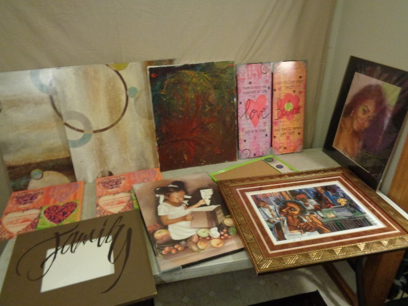 lot 144 image: Assorted Pictures