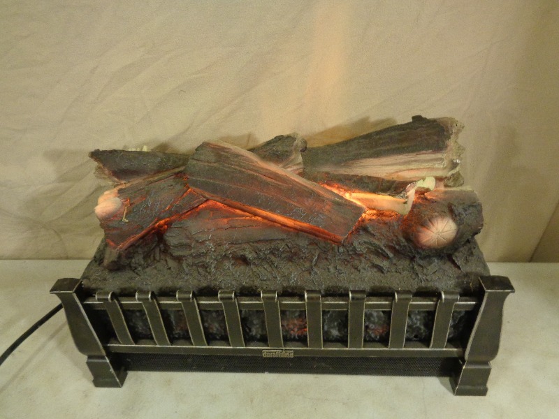 lot 152 image: Dual Flame Decorative Heater