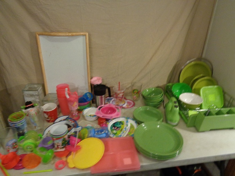 lot 181 image: Green Kitchen Items, Glasses, and More