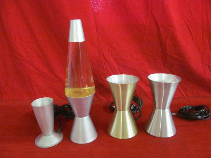lot 67 image: lava lamps
