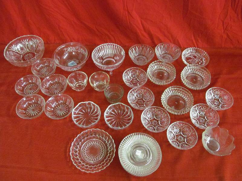 lot 120 image: glassware