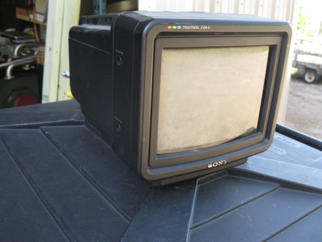 lot 35 image: Sony Trinitron XVM-8 TV
