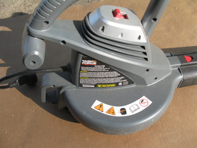 lot 154 image: Task Force electric blowermulcher