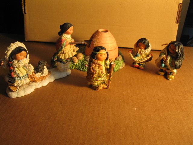 lot 221 image: Native American Items