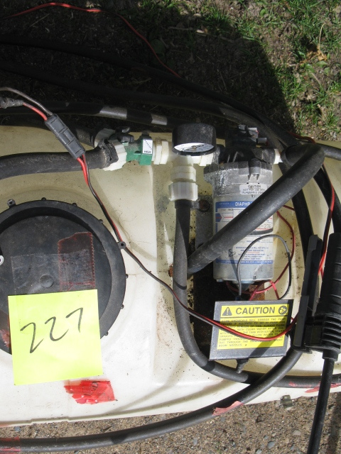lot 227 image: Agrifab sprayer