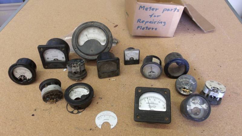 lot 522 image: meter parts for repair