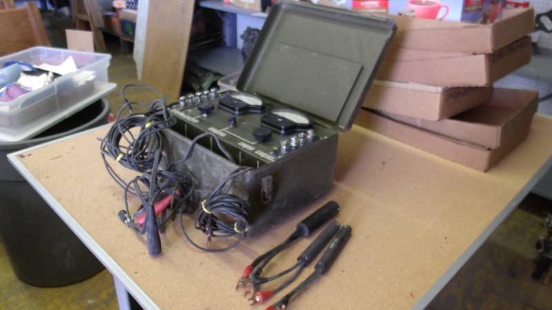 lot 525 image: Testing Machine in case