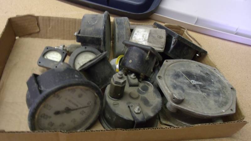 lot 564 image: Variety of Gauges